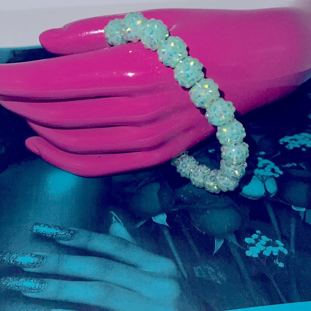 Look Beautiful Elegant Chic light blue sparkling Bracelet